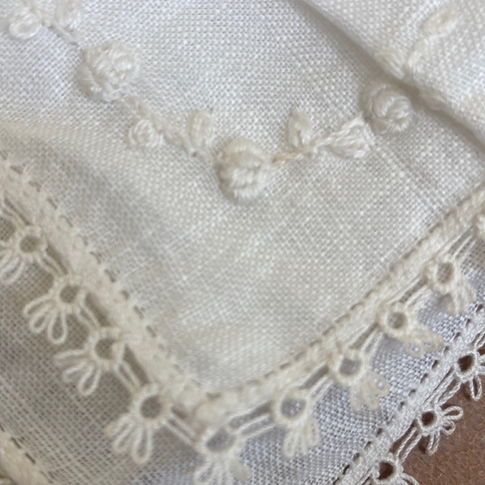 Antique linen white rosebud corner needlework  Handkerchief with tatting trim.